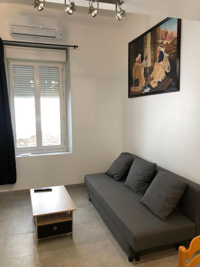 Appartement En Centre Ville Hyères Exteriér fotografie